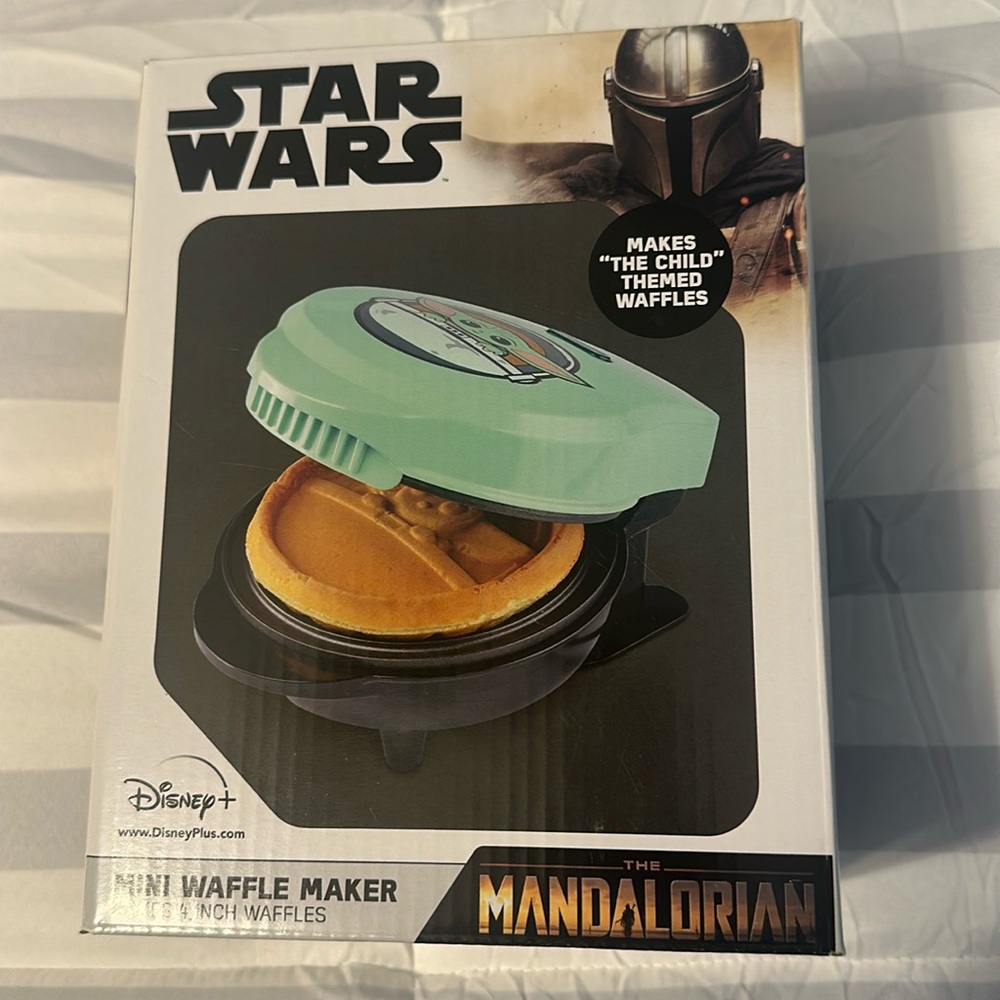 Star Wars The Child waffle maker